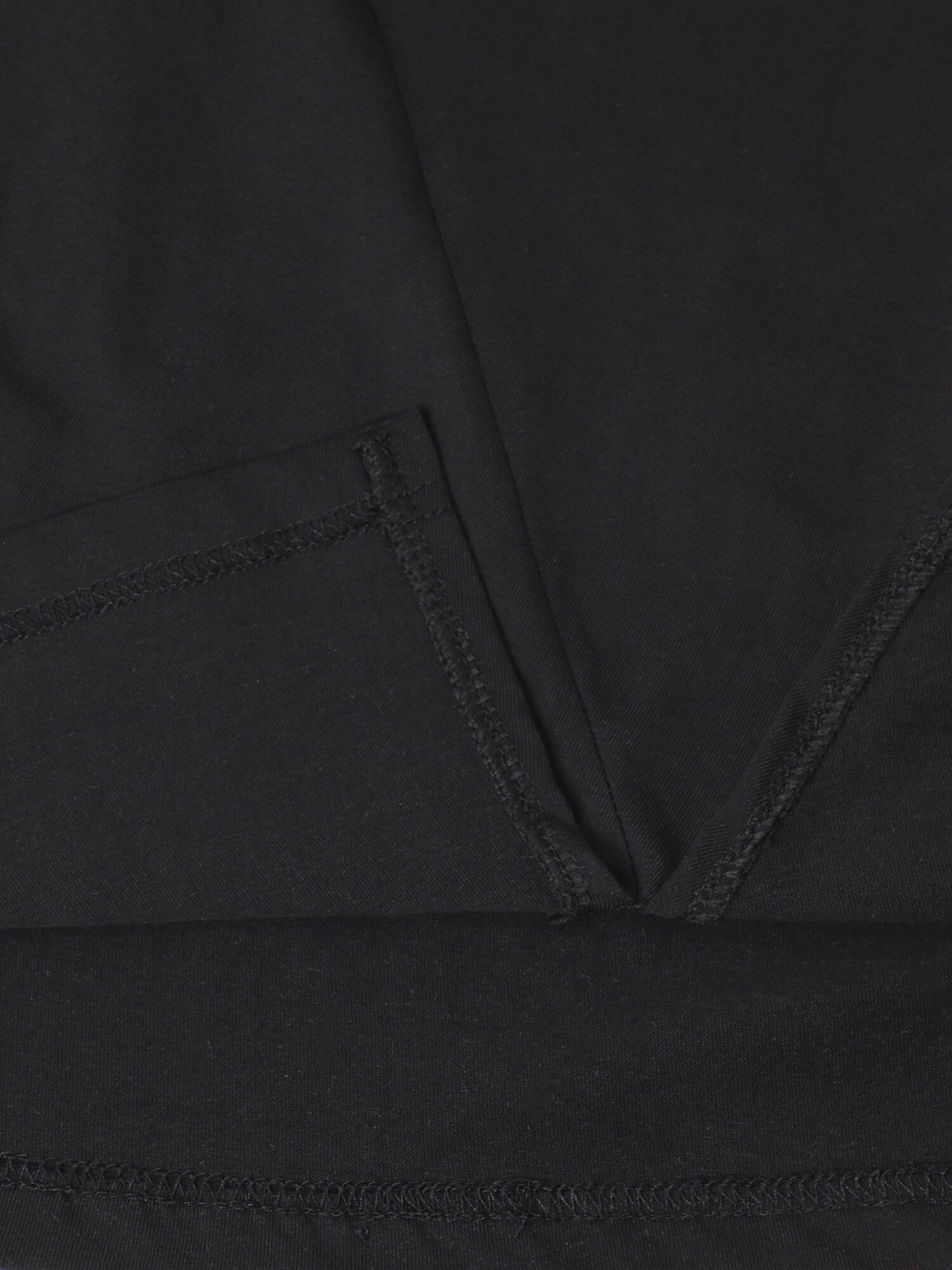 사선 라인 슬릿 티셔츠 (BLACK)