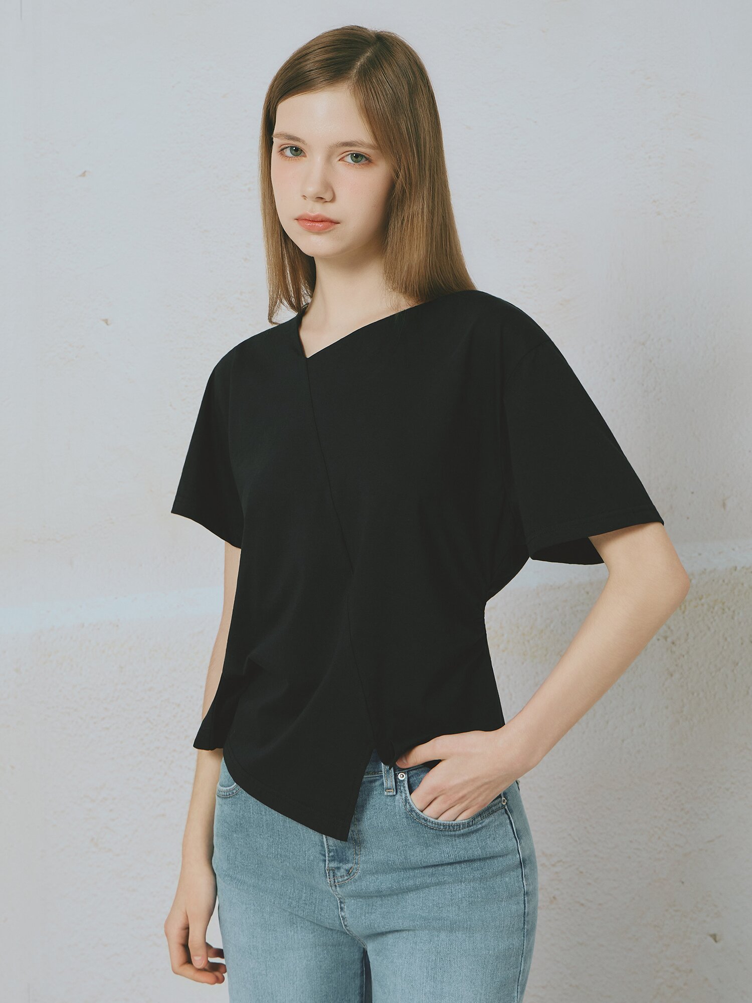 사선 라인 슬릿 티셔츠 (BLACK)