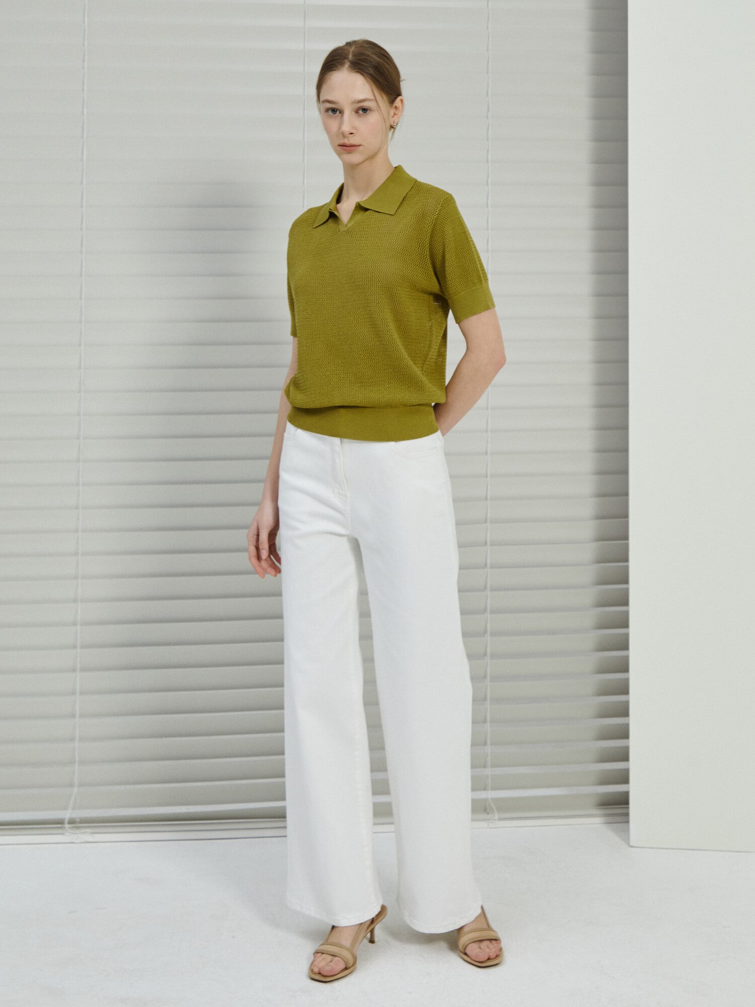 메시 오픈 칼라 풀오버 니트 (OLIVE)