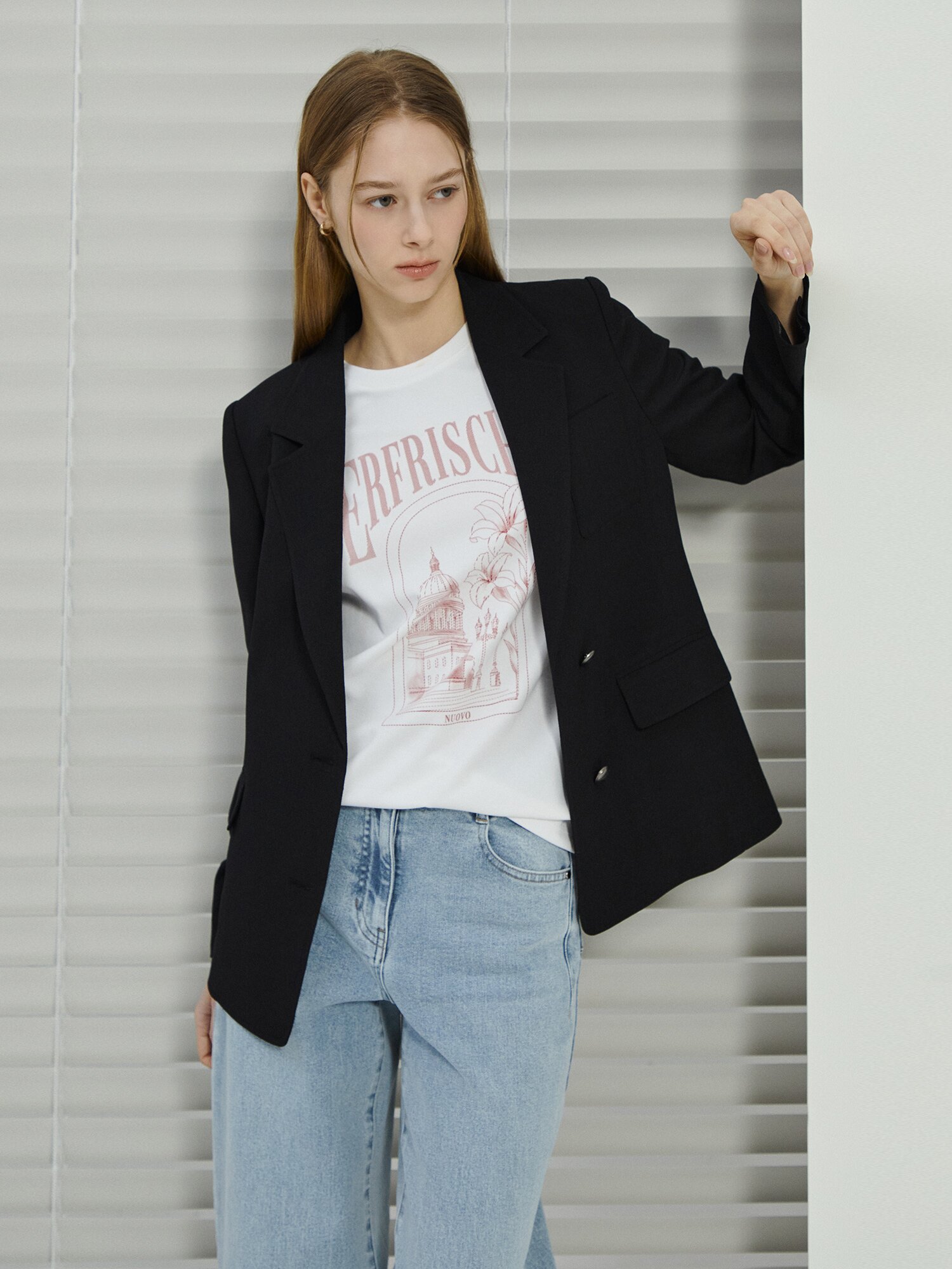 잔조직 포켓 싱글 투버튼 재킷 (BLACK)