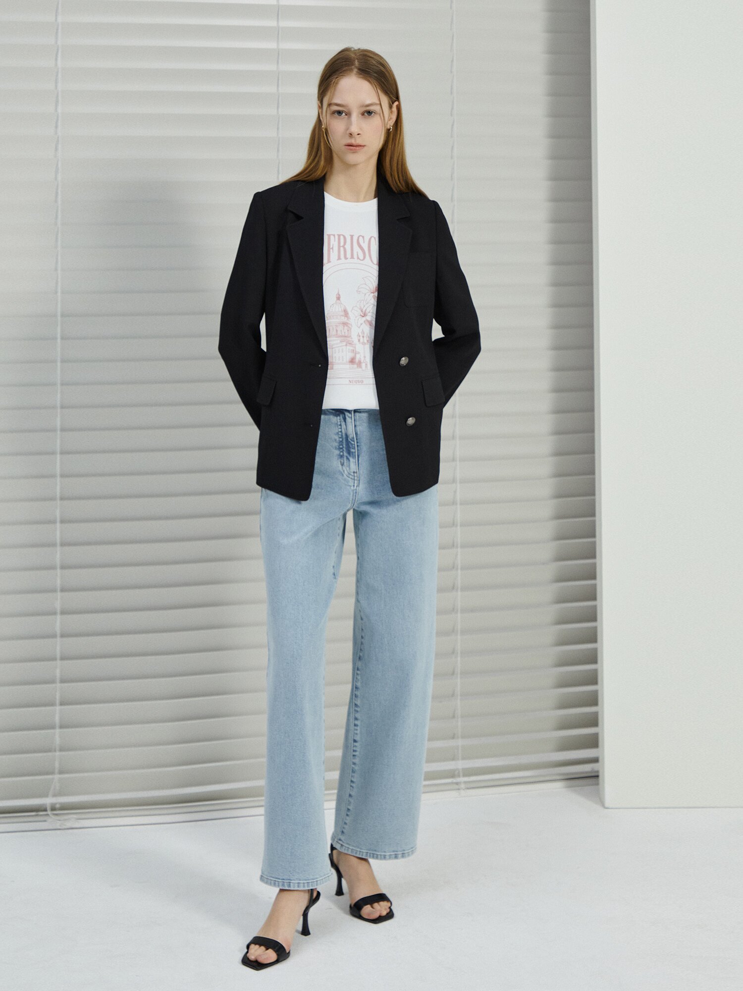 잔조직 포켓 싱글 투버튼 재킷 (BLACK)