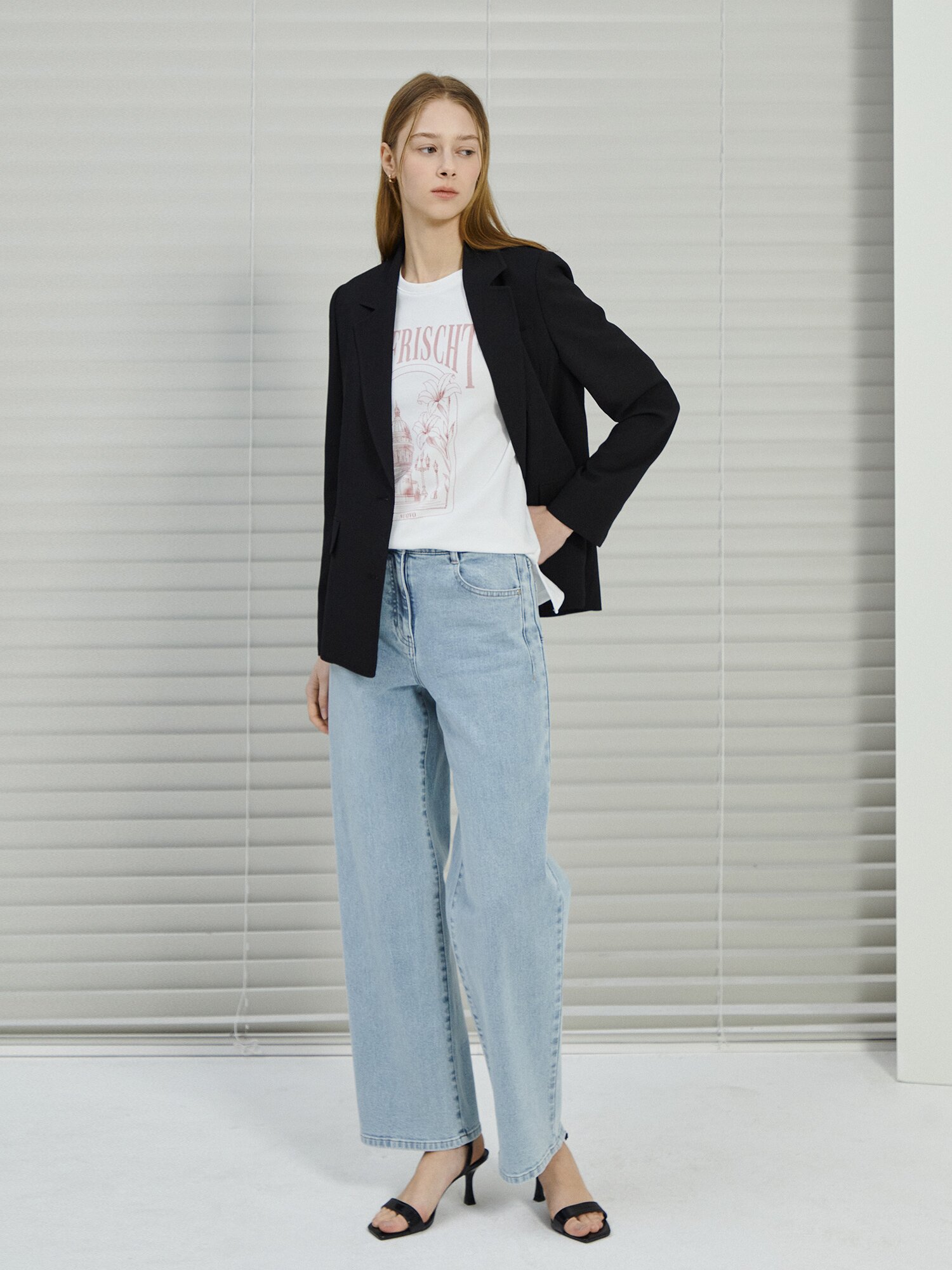 잔조직 포켓 싱글 투버튼 재킷 (BLACK)