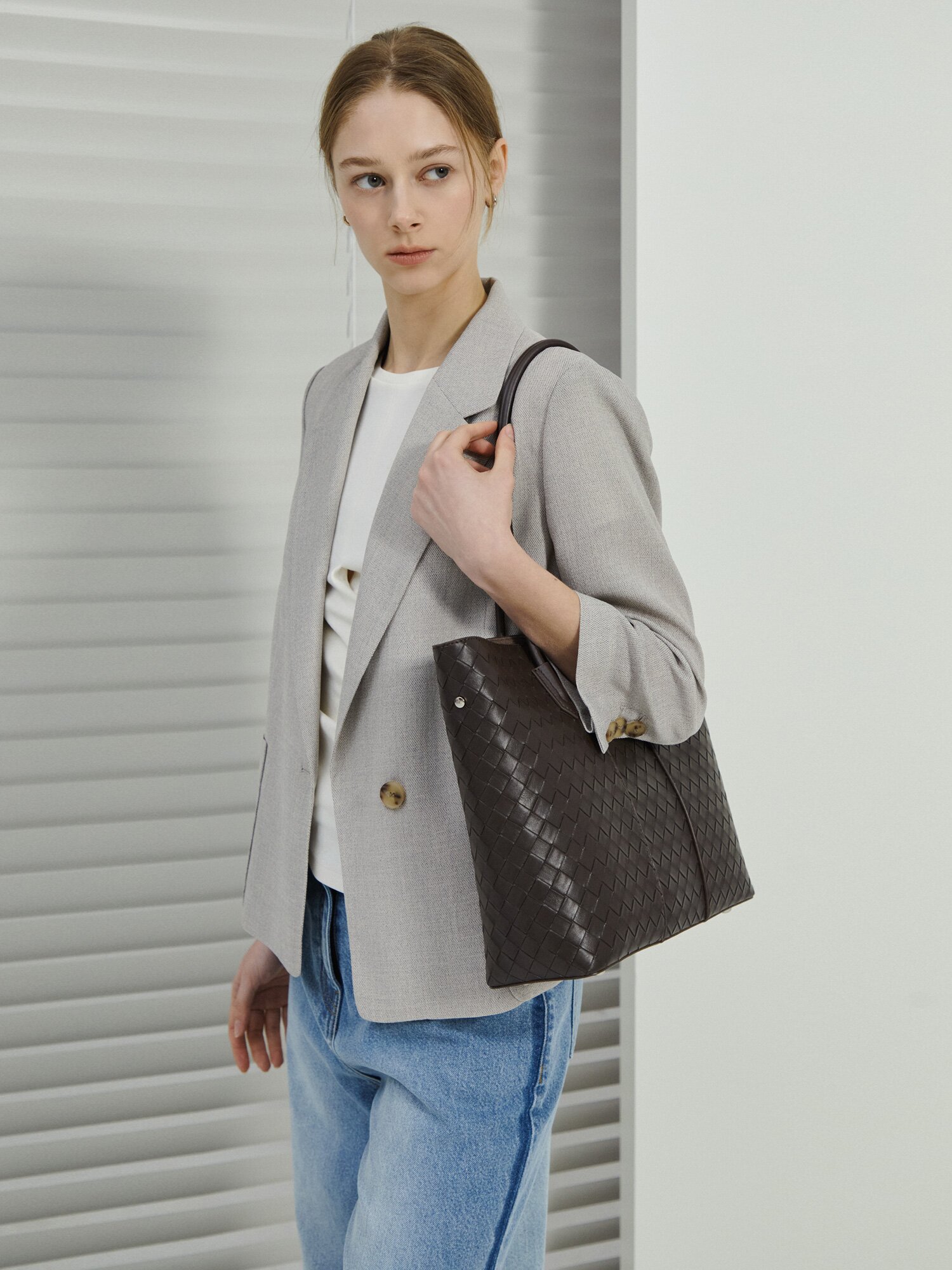 잔조직 포켓 7부 원버튼 재킷 (MELANGE BEIGE)