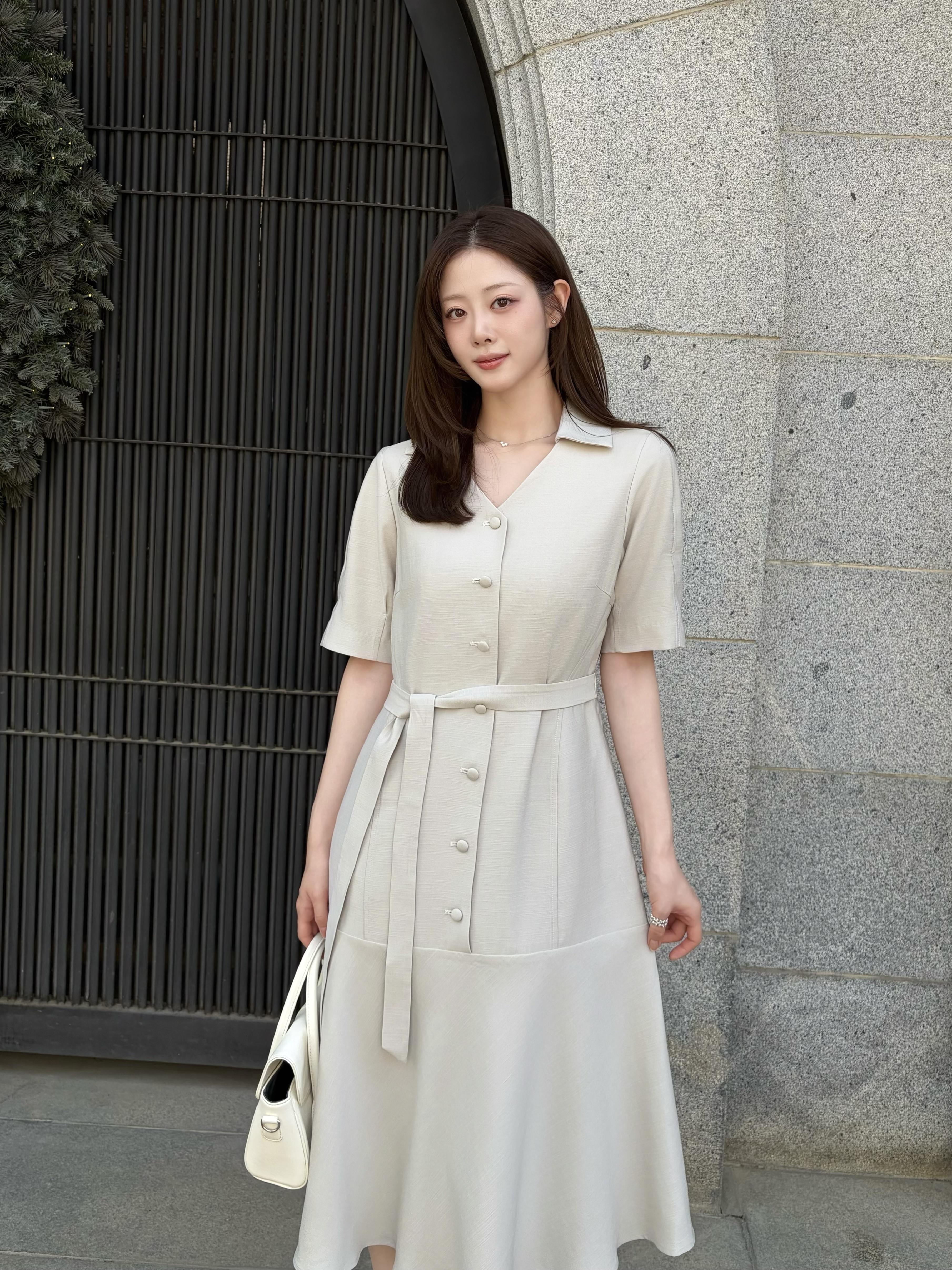 브이 칼라 플레어 헴 원피스 (LIGHT GREY)