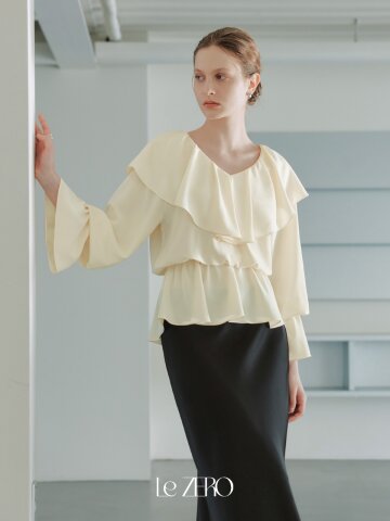 르제로 플레어 러플 블라우스 / 버터옐로우
