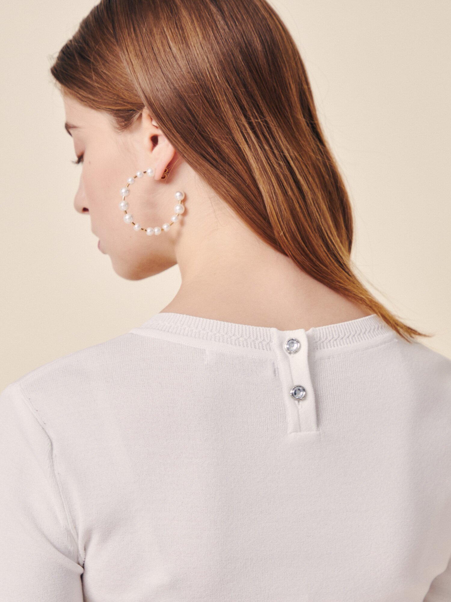 보우 트위스트 니트 풀오버 (WHITE)