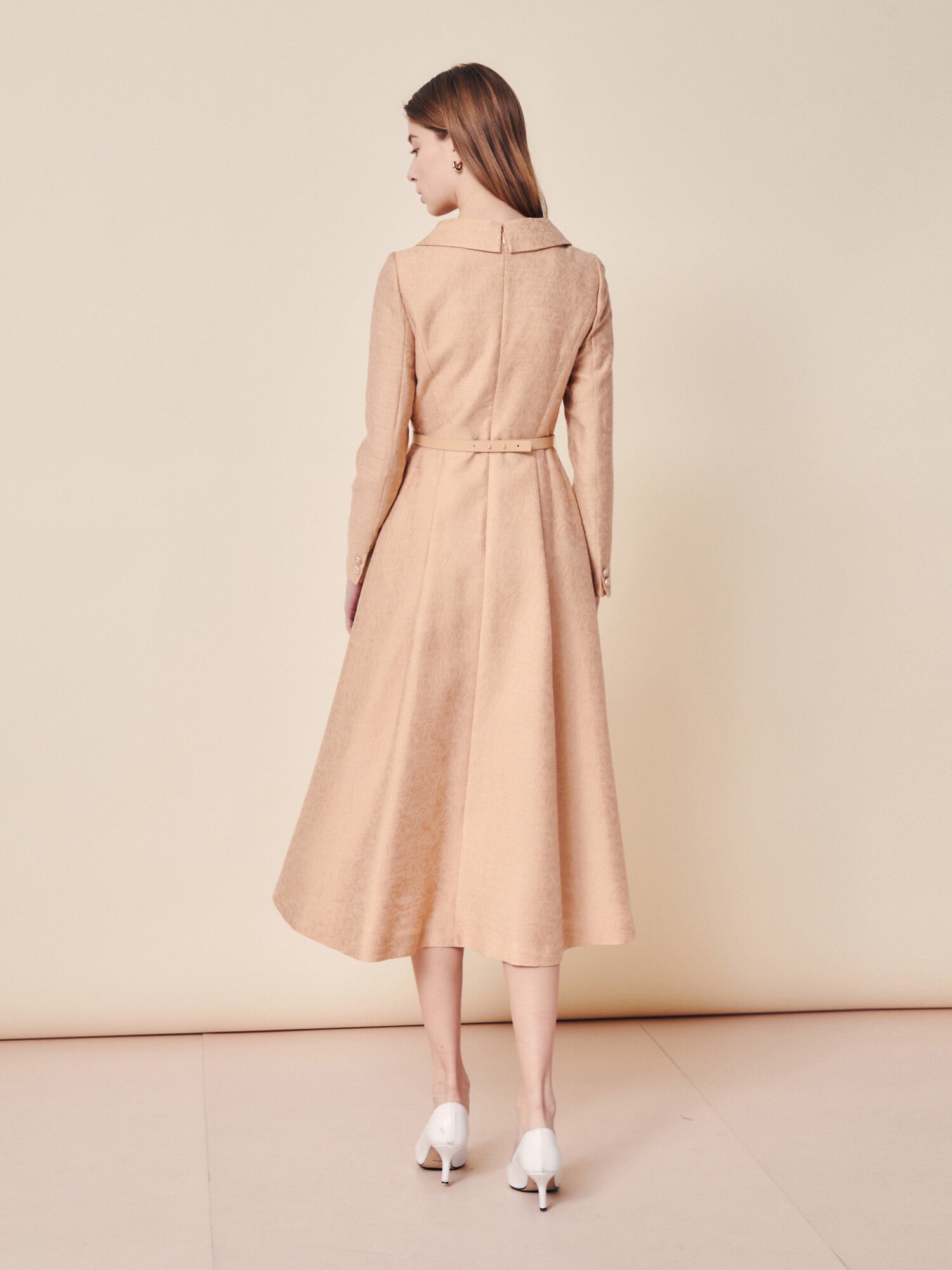 펄 자카드 플레어 롱 원피스 (LIGHT BEIGE)