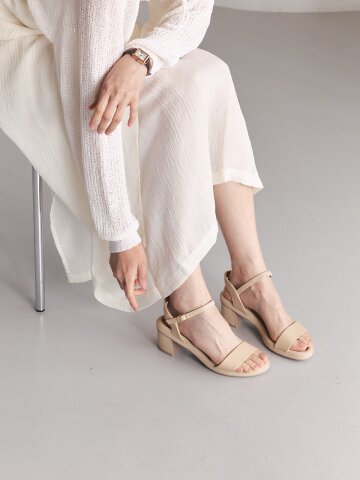피카딜리 566061 샌들_크림(6cm)