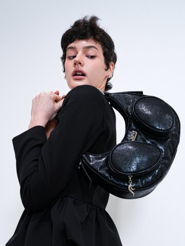 이에이에 루나 백 토트백 빈티지 블랙 
