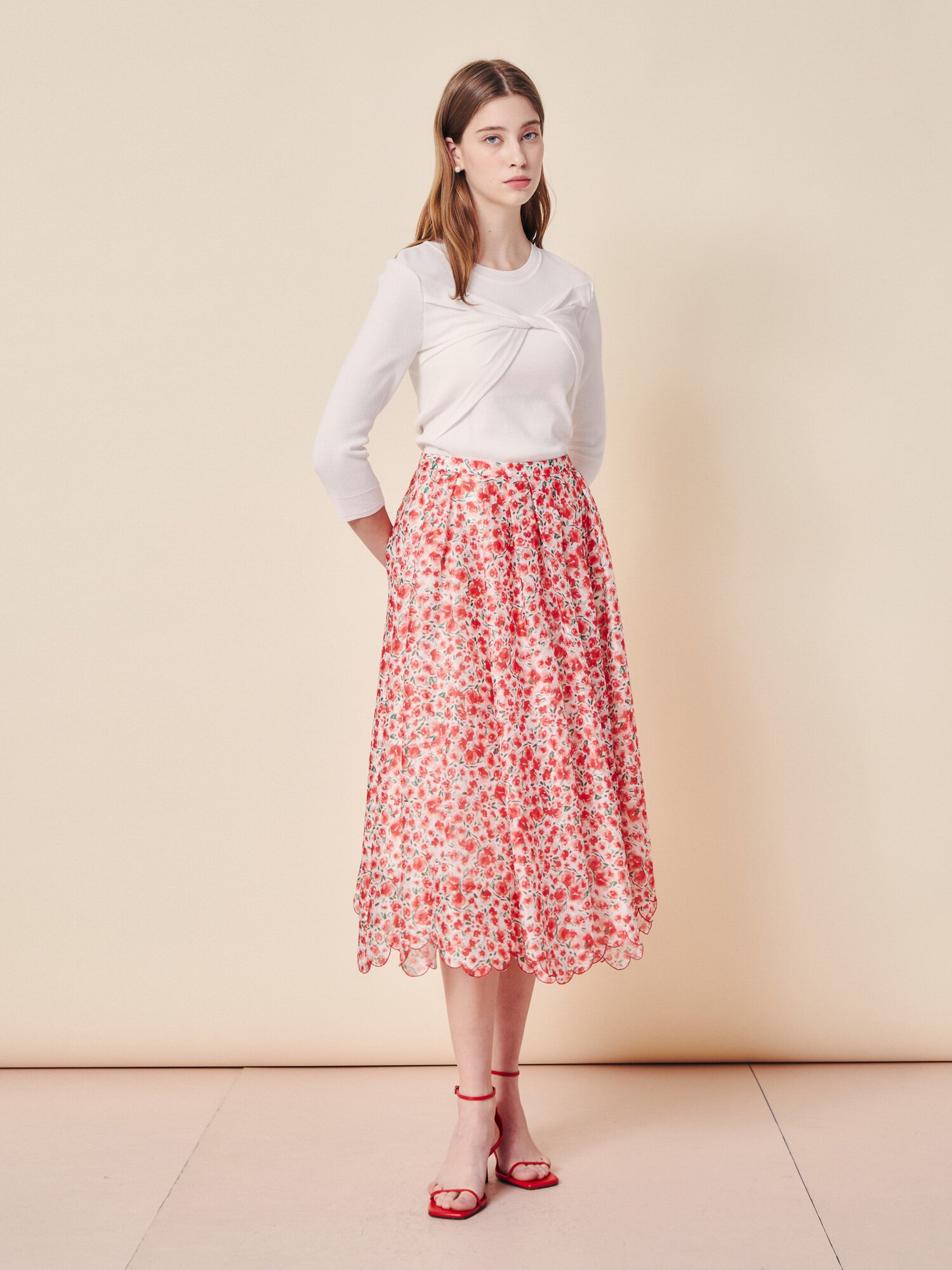 플로럴 시어 스캘럽 플레어 스커트 (PRINT RED)