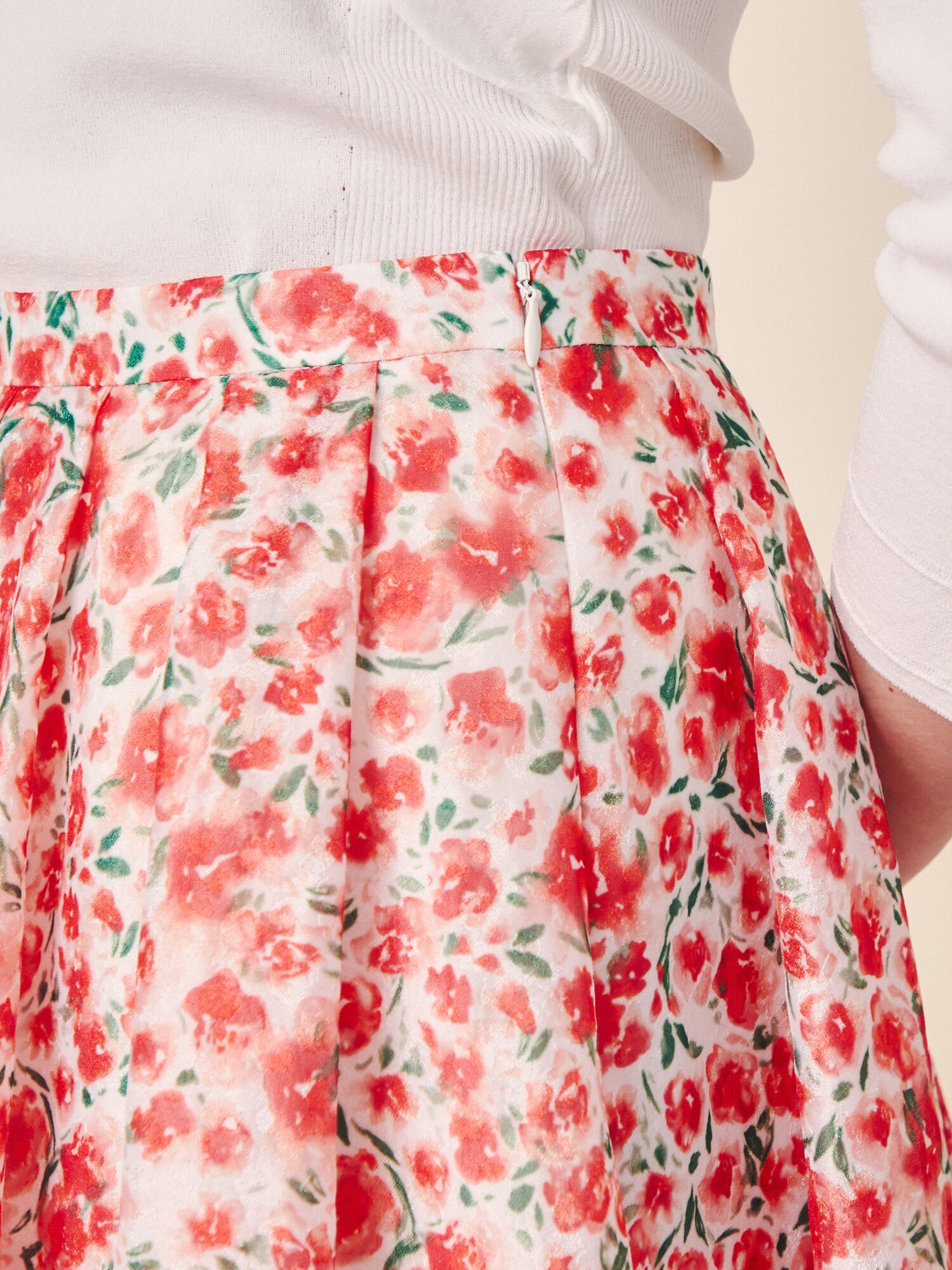 플로럴 시어 스캘럽 플레어 스커트 (PRINT RED)