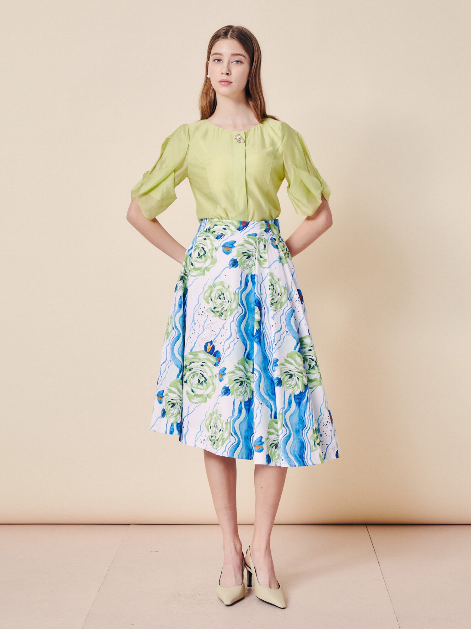 펄 오너먼트 쿠튀르 블라우스 (LIME)