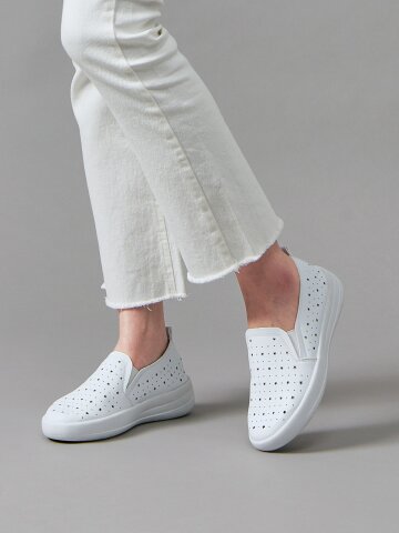 데이워크 발편한 아치깔창 여성 슬립온 스텔라 화이트 DW1013-WH