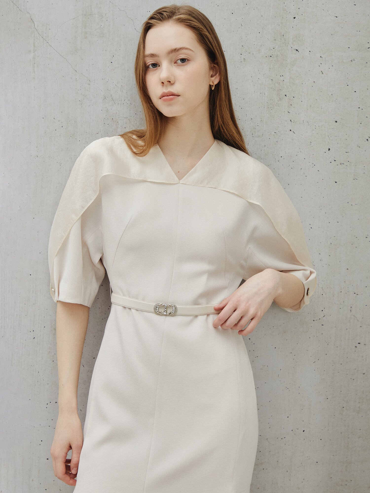 시어 케이프 숄더 머메이드 드레스 (LIGHT PINK)