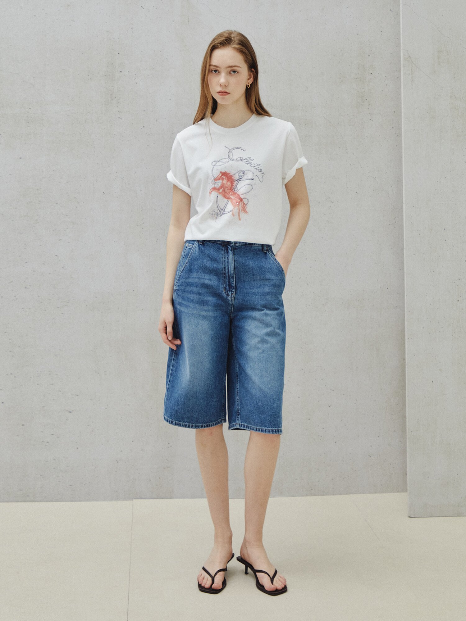 컨템포러리 버뮤다 데님 쇼츠 (BLUE)