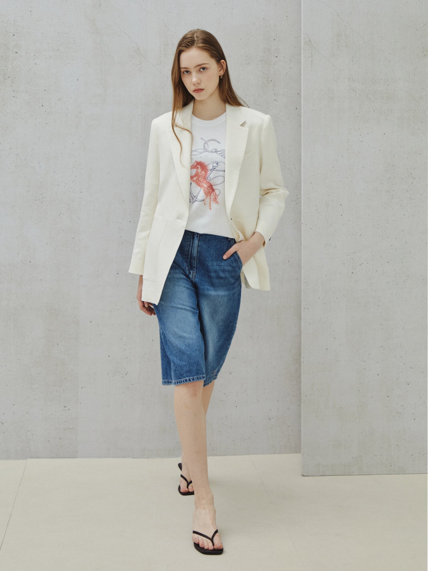 컨템포러리 버뮤다 데님 쇼츠 (BLUE)