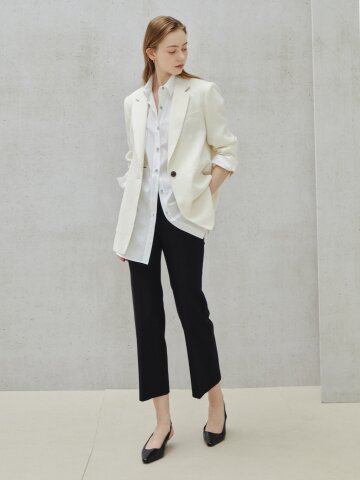 에센셜 스트레치 크롭 트라우저 