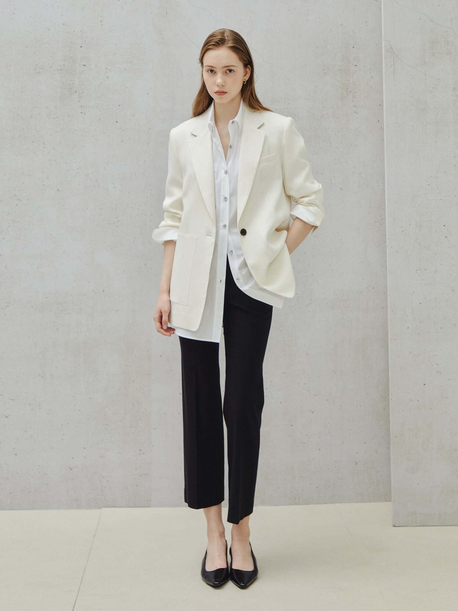 에센셜 스트레치 크롭 트라우저 (BLACK)