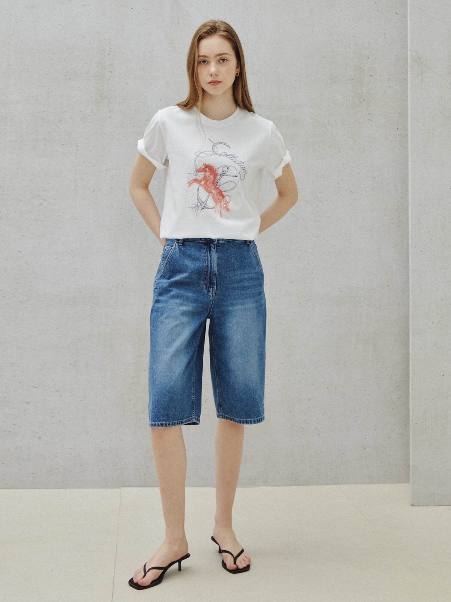 시퀸 비딩 아트워크 코튼 티셔츠 (WHITE)