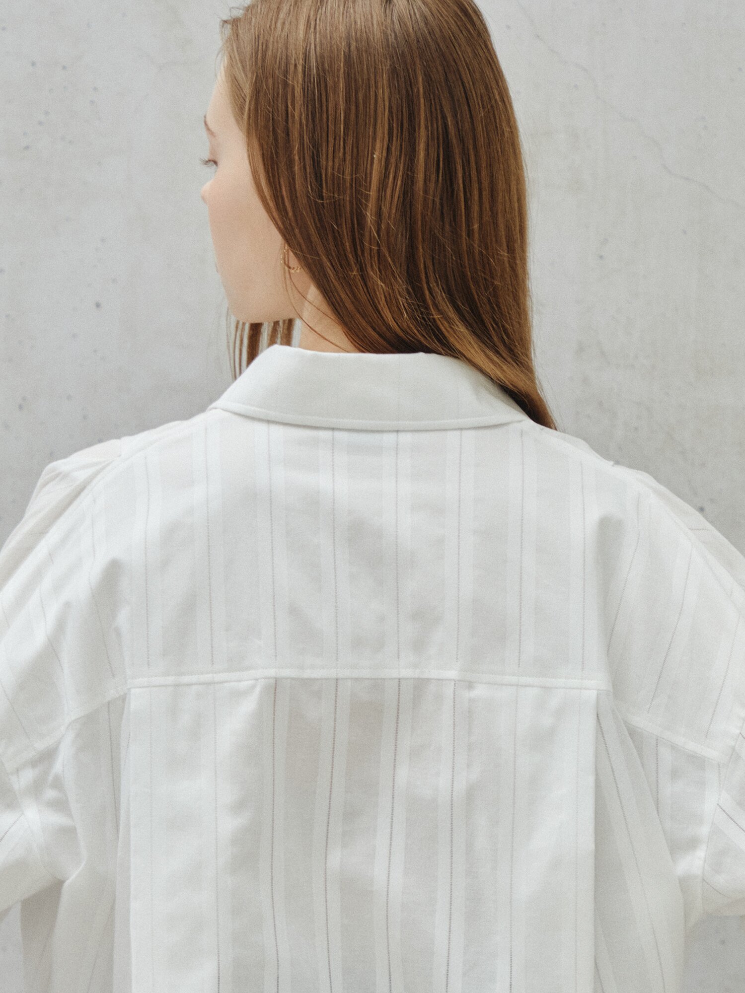 래더 스트라이프 스트링 블라우스 (WHITE)