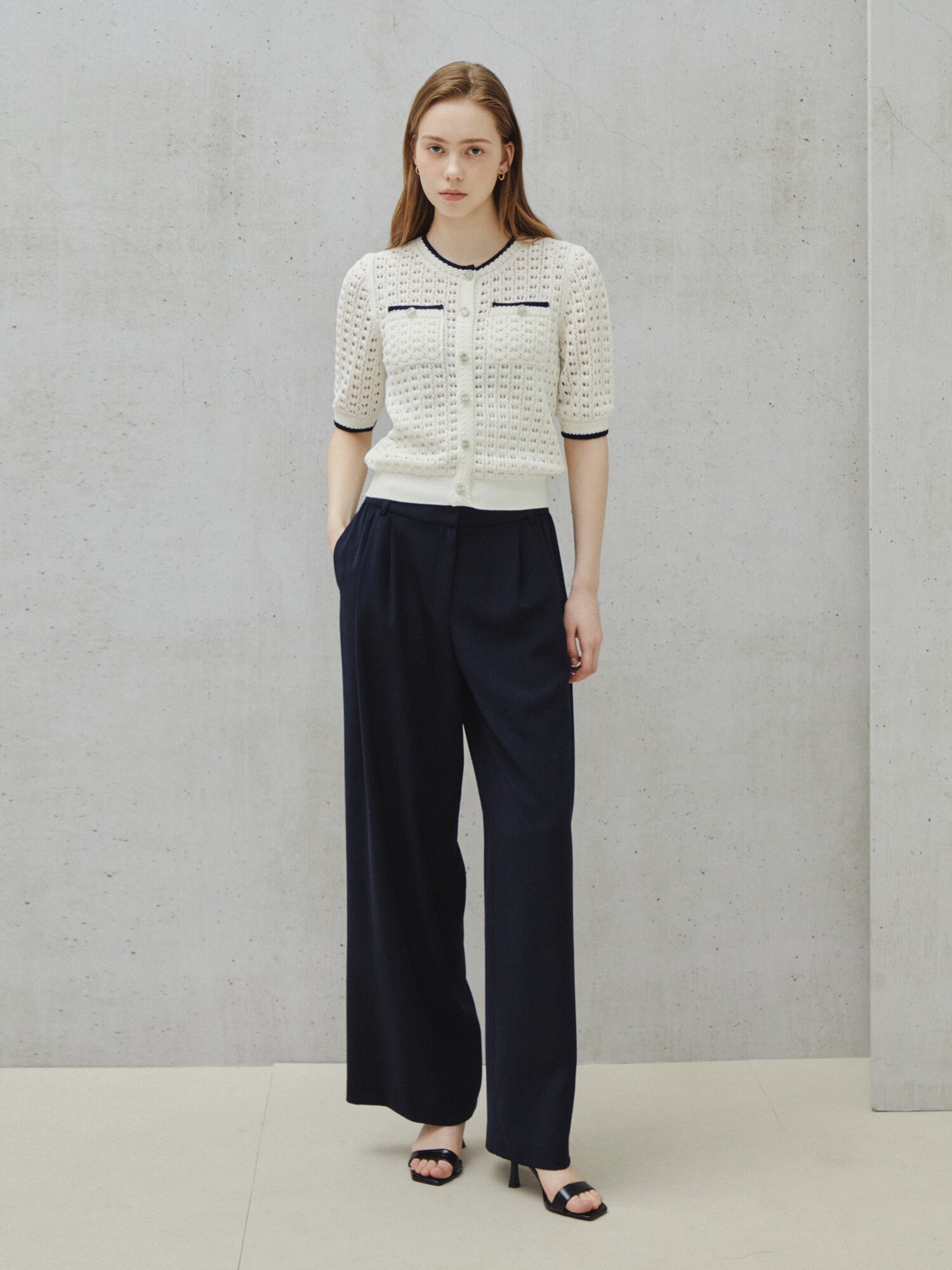 클래식 크로셰 오픈워크 니트 풀오버 (IVORY)