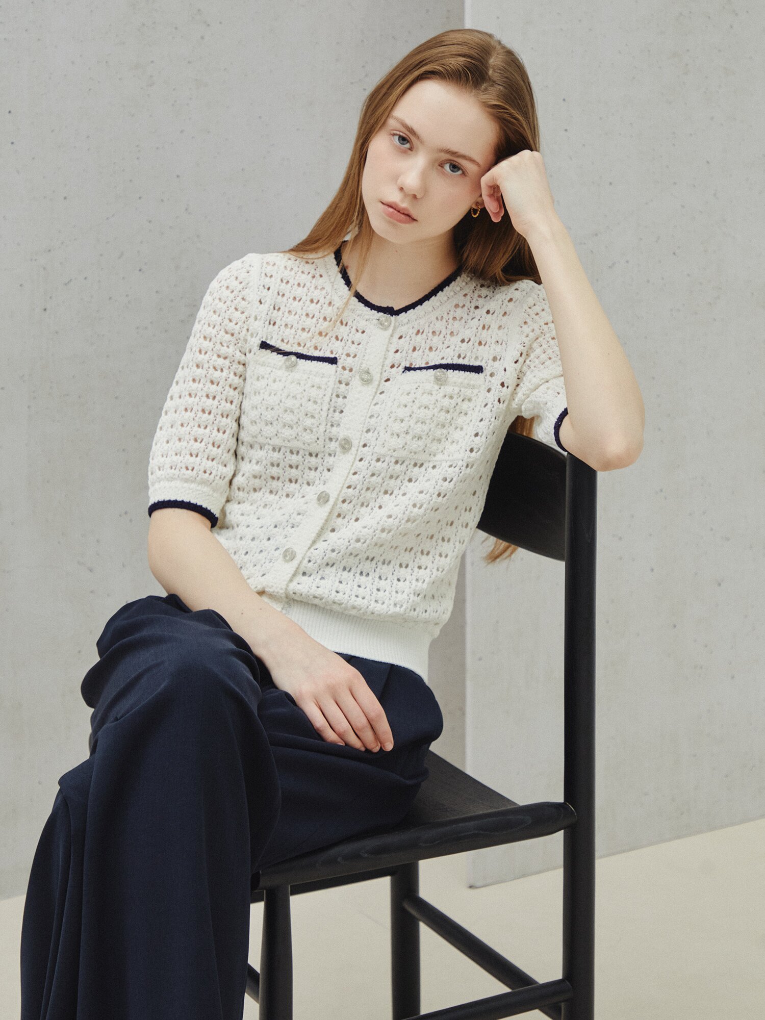 클래식 크로셰 오픈워크 니트 풀오버 (IVORY)