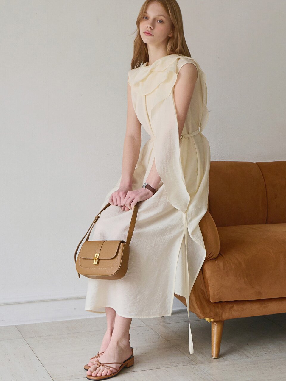 Drape layered sleeveless dress_2 Colors