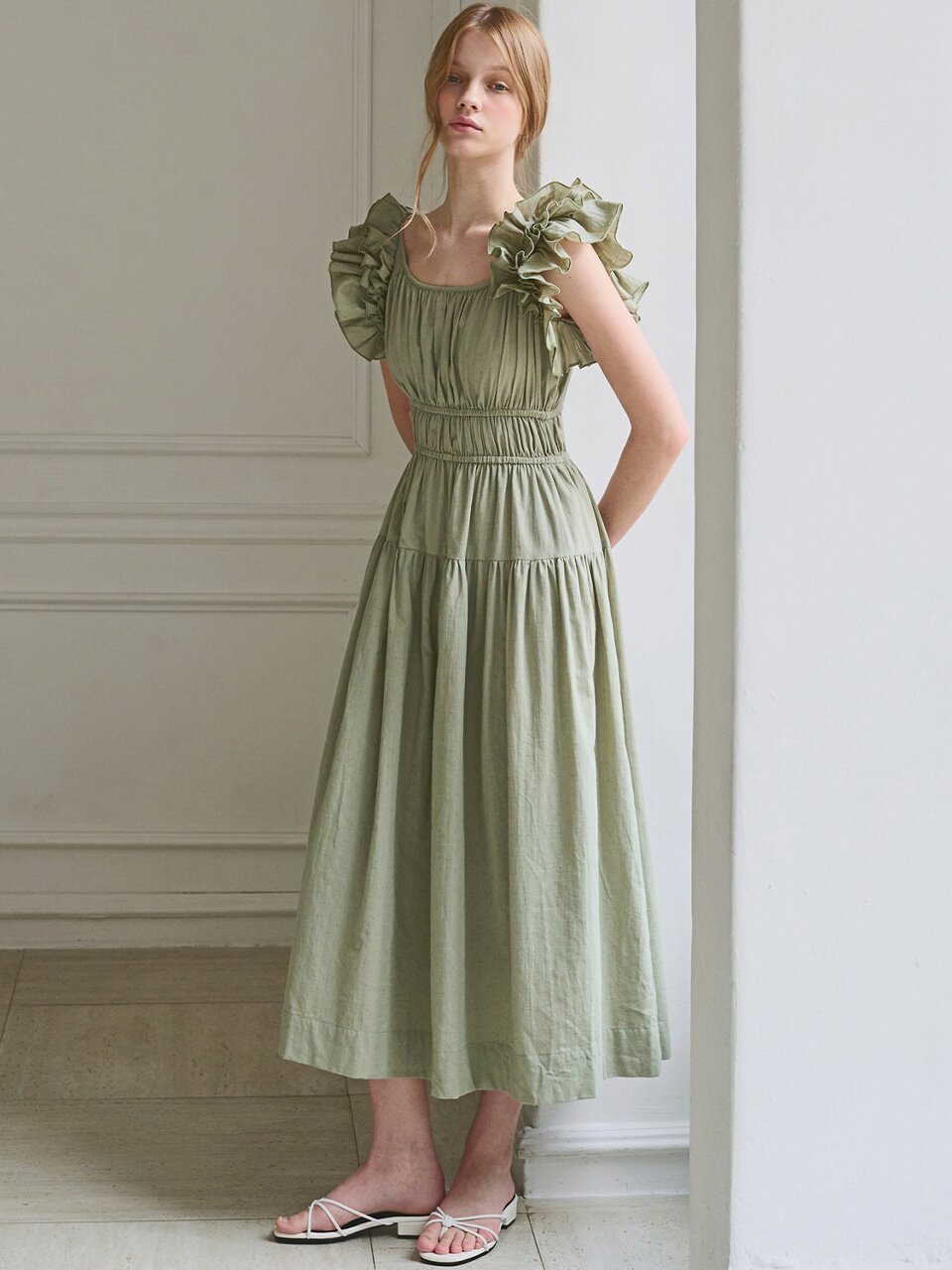 Ruffle line sleeveless dress_3 Colors