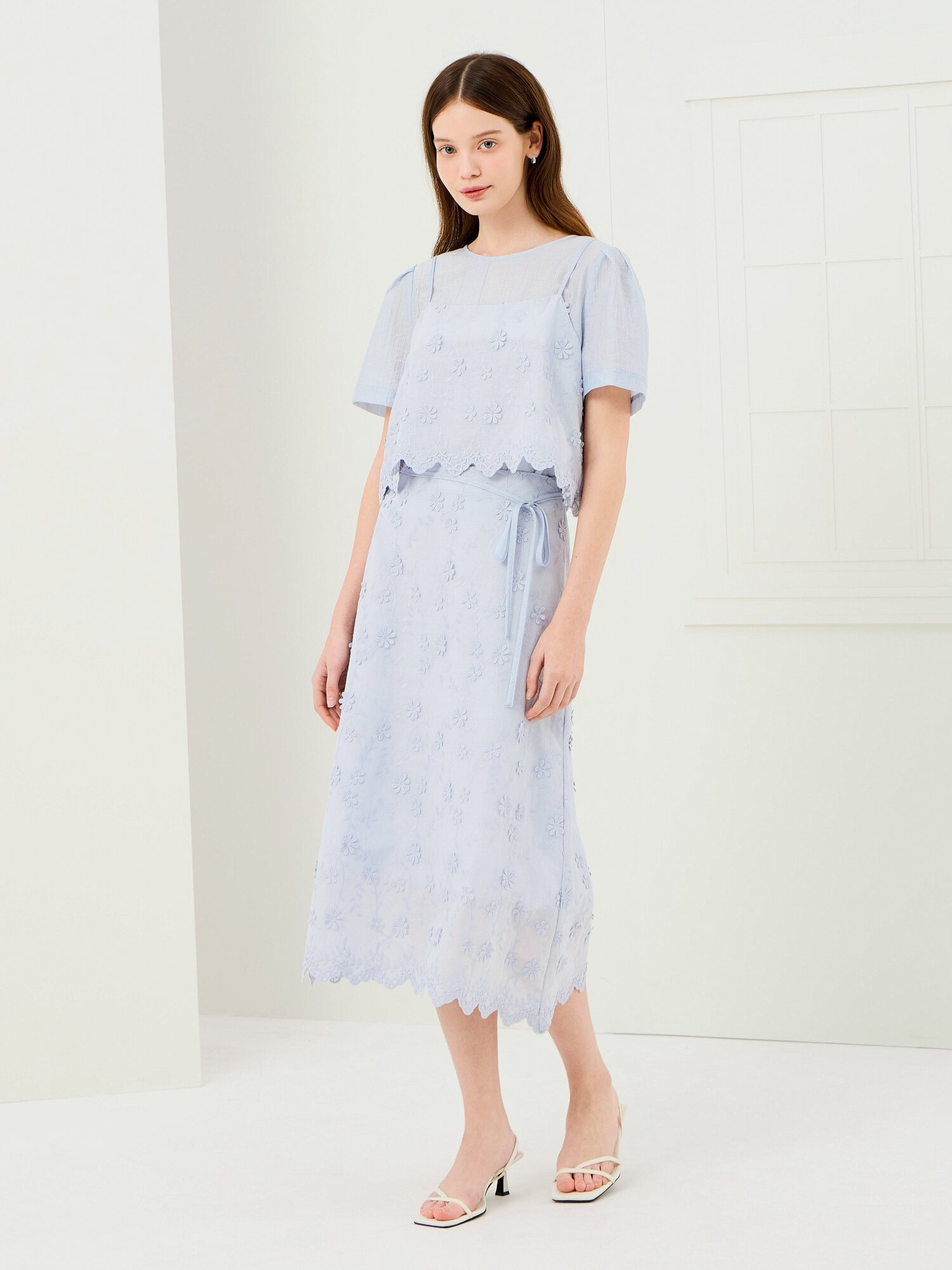 플라워 백 밴딩 A라인 스커트 (LIGHT BLUE)