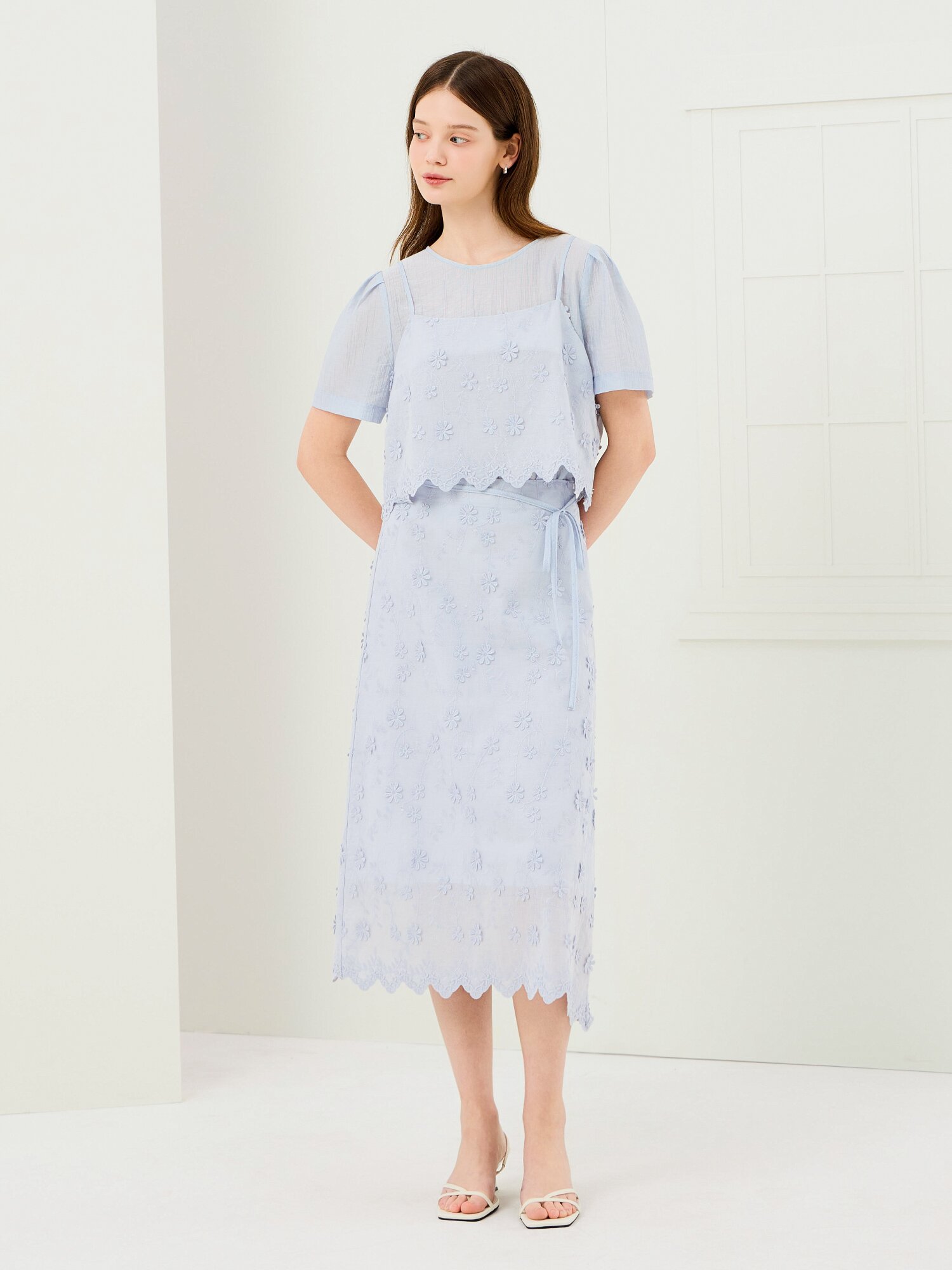 플라워 백 밴딩 A라인 스커트 (LIGHT BLUE)