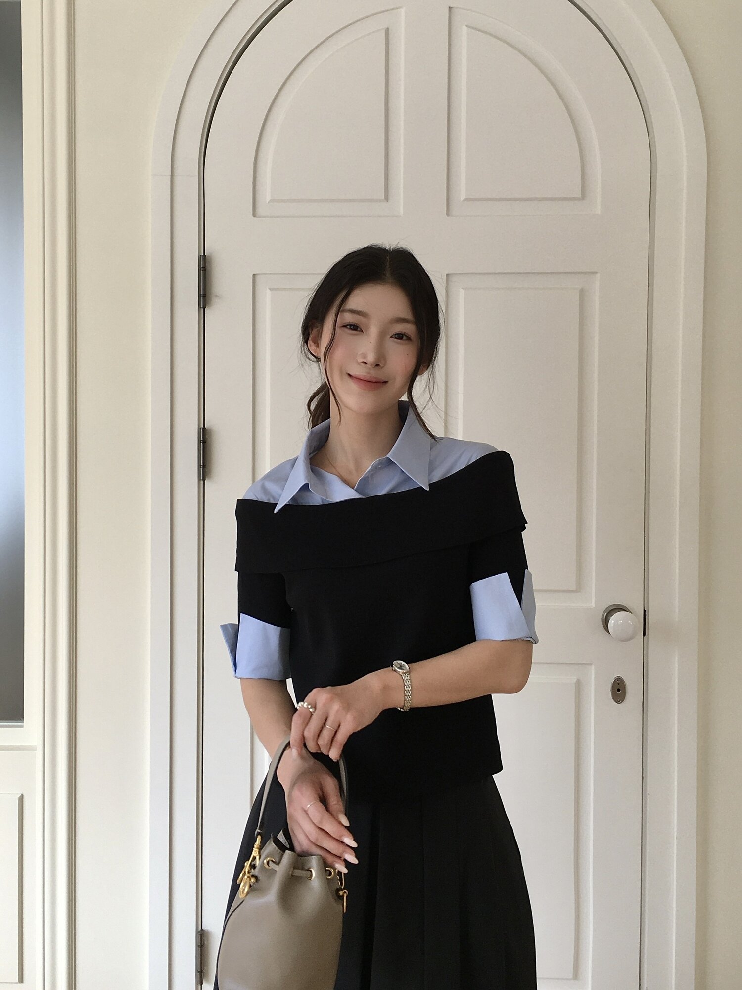 셔츠 배색 러플 풀오버 니트 (BLACK)