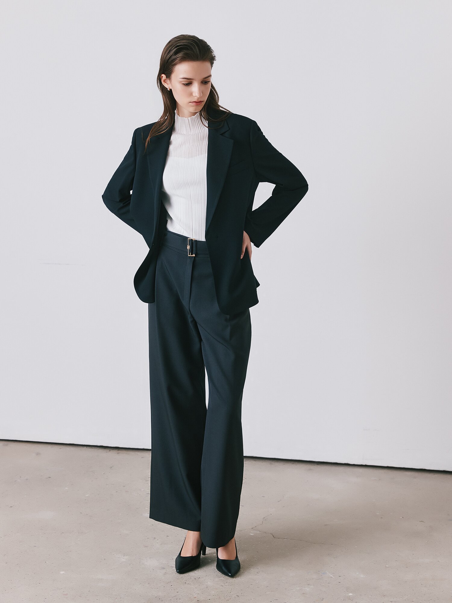 미니멀 테일러드 싱글 재킷 (BLACK)