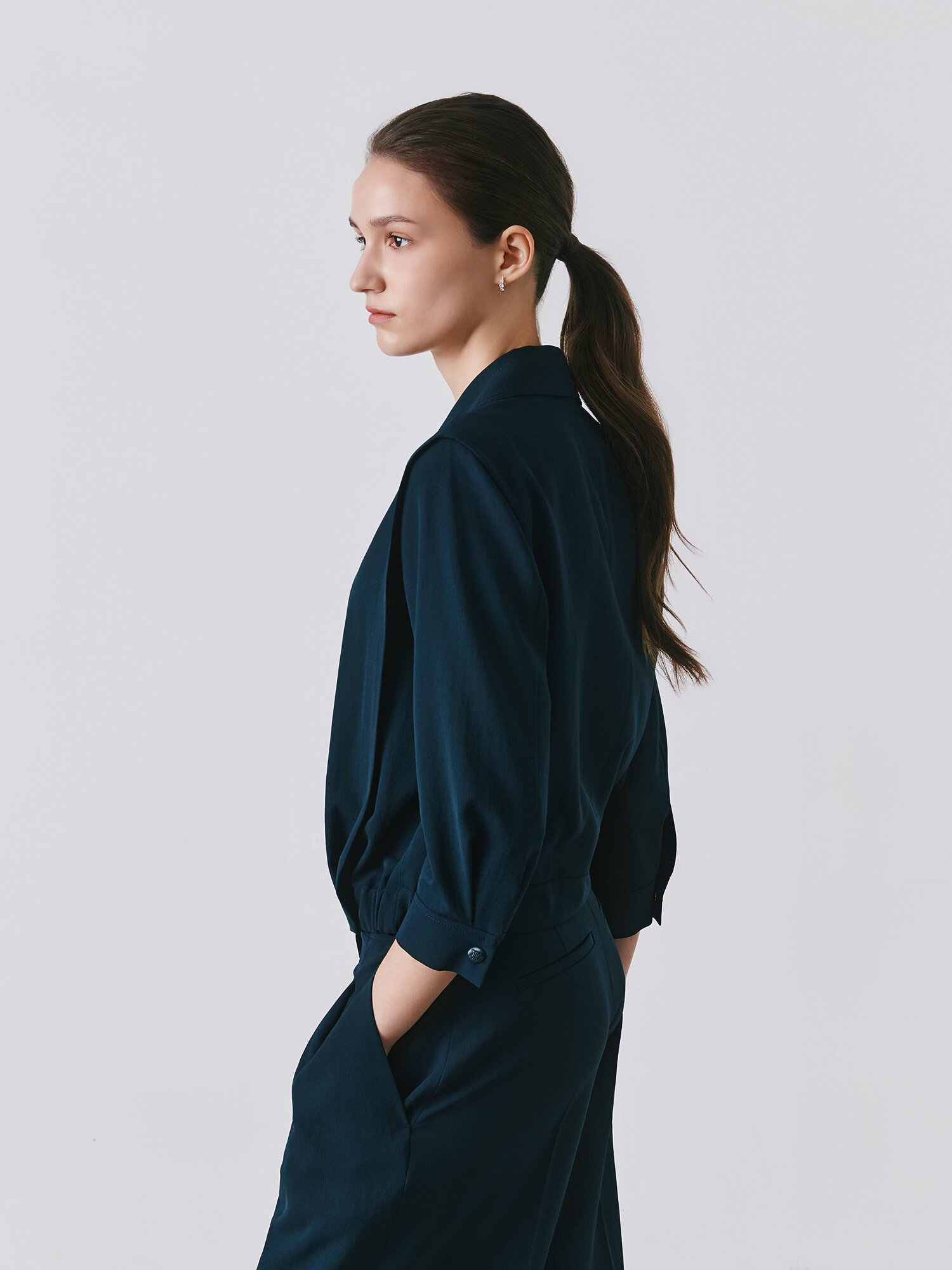포멀 숄더 턱 오픈 칼라 재킷 (DARK NAVY)