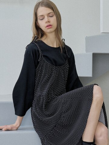 Wave Sleeve Round T-shirt - BLACK