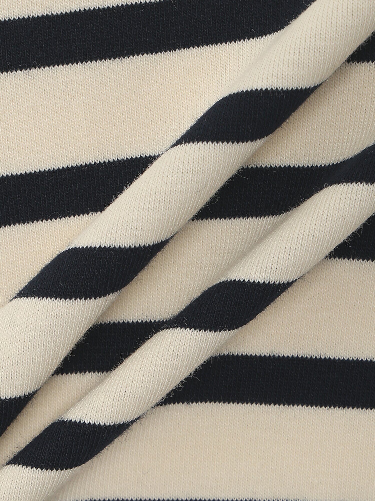자수 포인트 스트라이프 티셔츠 (STRIPE IVORY)