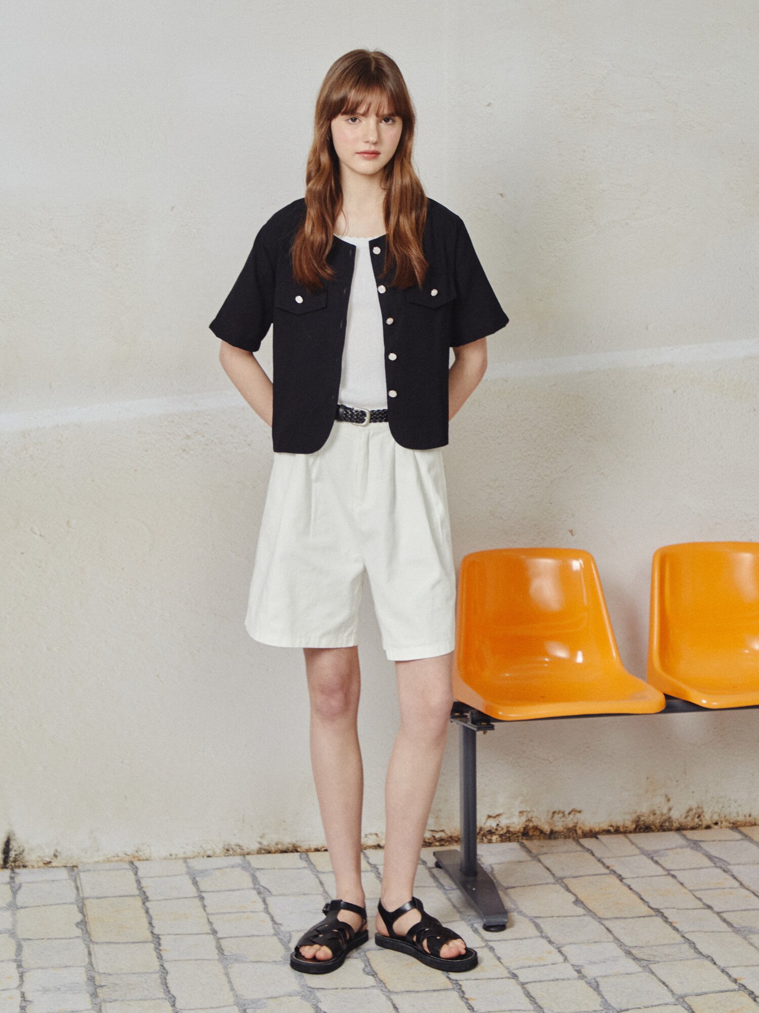 라운드넥 하프 슬리브 재킷 (BLACK)