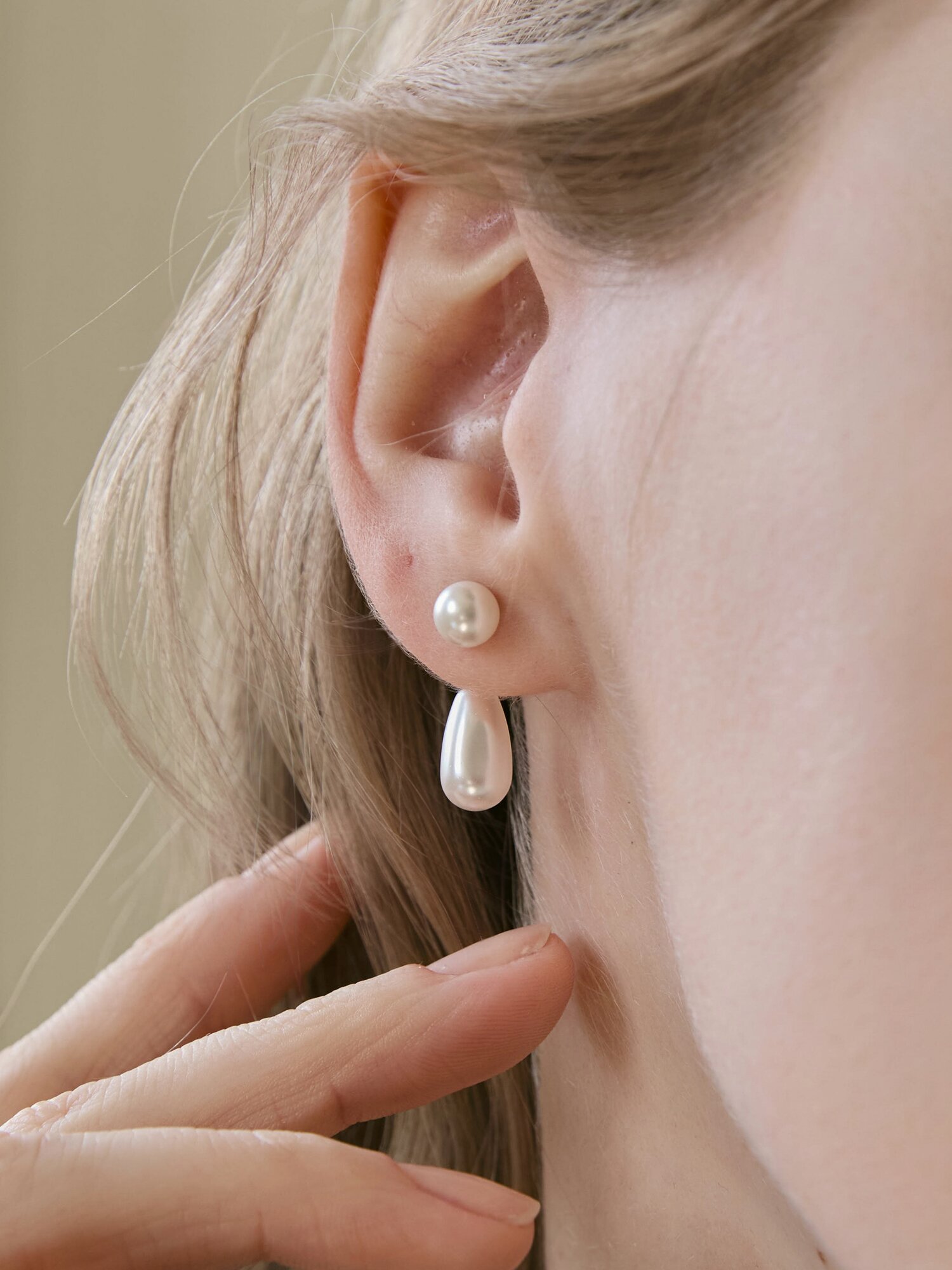 (925 Silver) Pure Drop Pearl Earrings