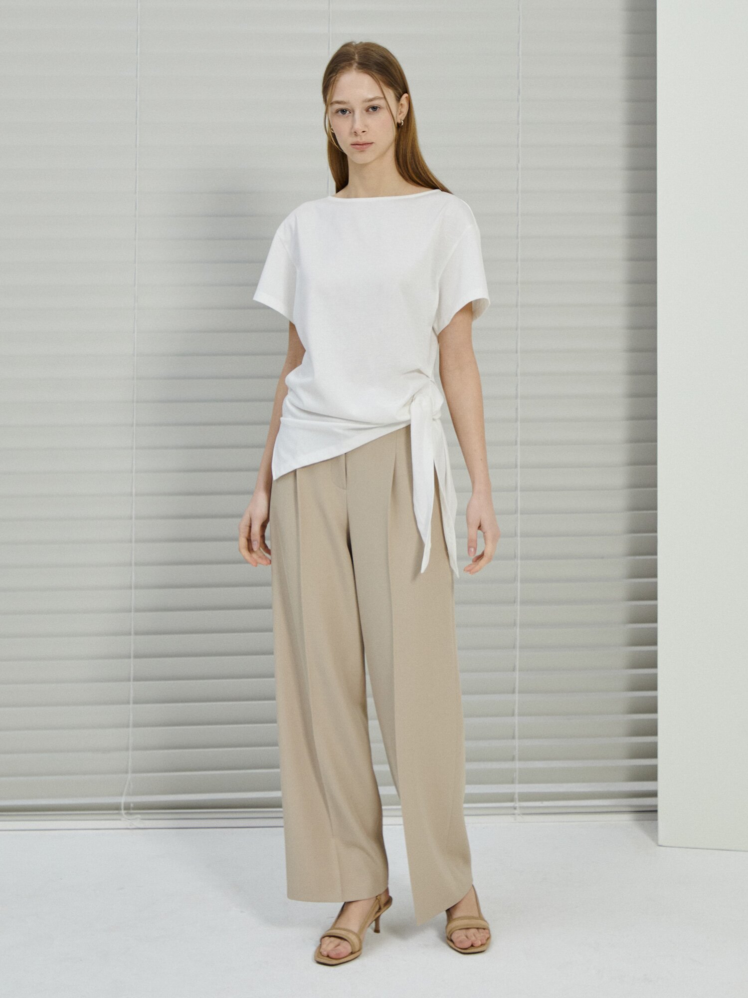 코튼 트위스트 보트넥 티셔츠 (IVORY)