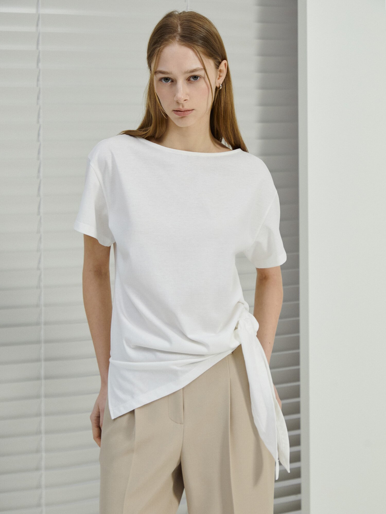 코튼 트위스트 보트넥 티셔츠 (IVORY)