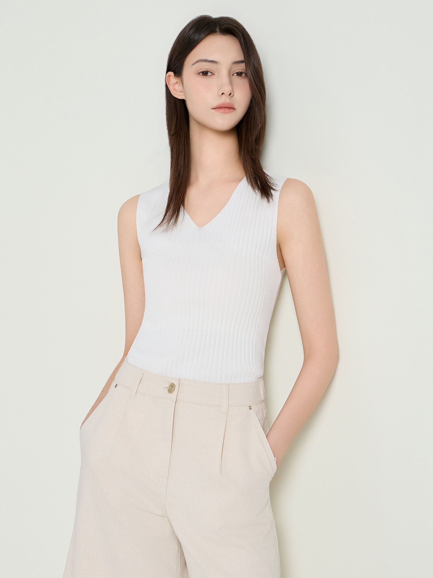 골지 슬리브리스 브이넥 니트 (WHITE)