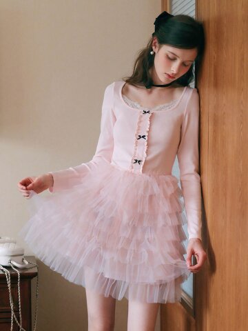 Cest_Pink tulle layered dress