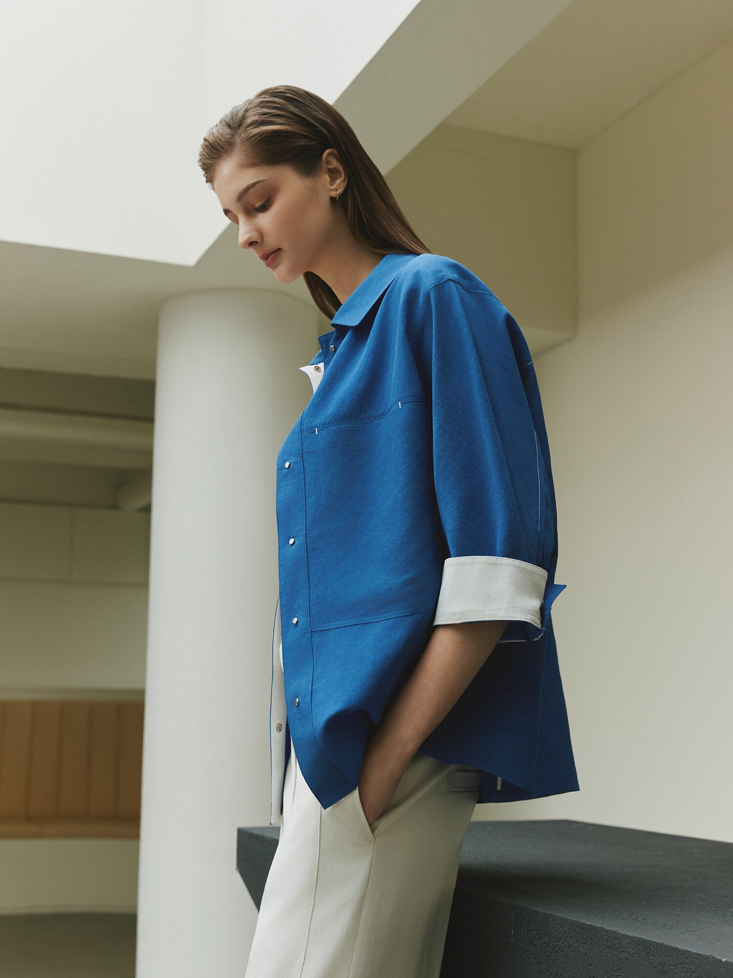 린넨 롤업 7부 셔츠 재킷 (BLUE)