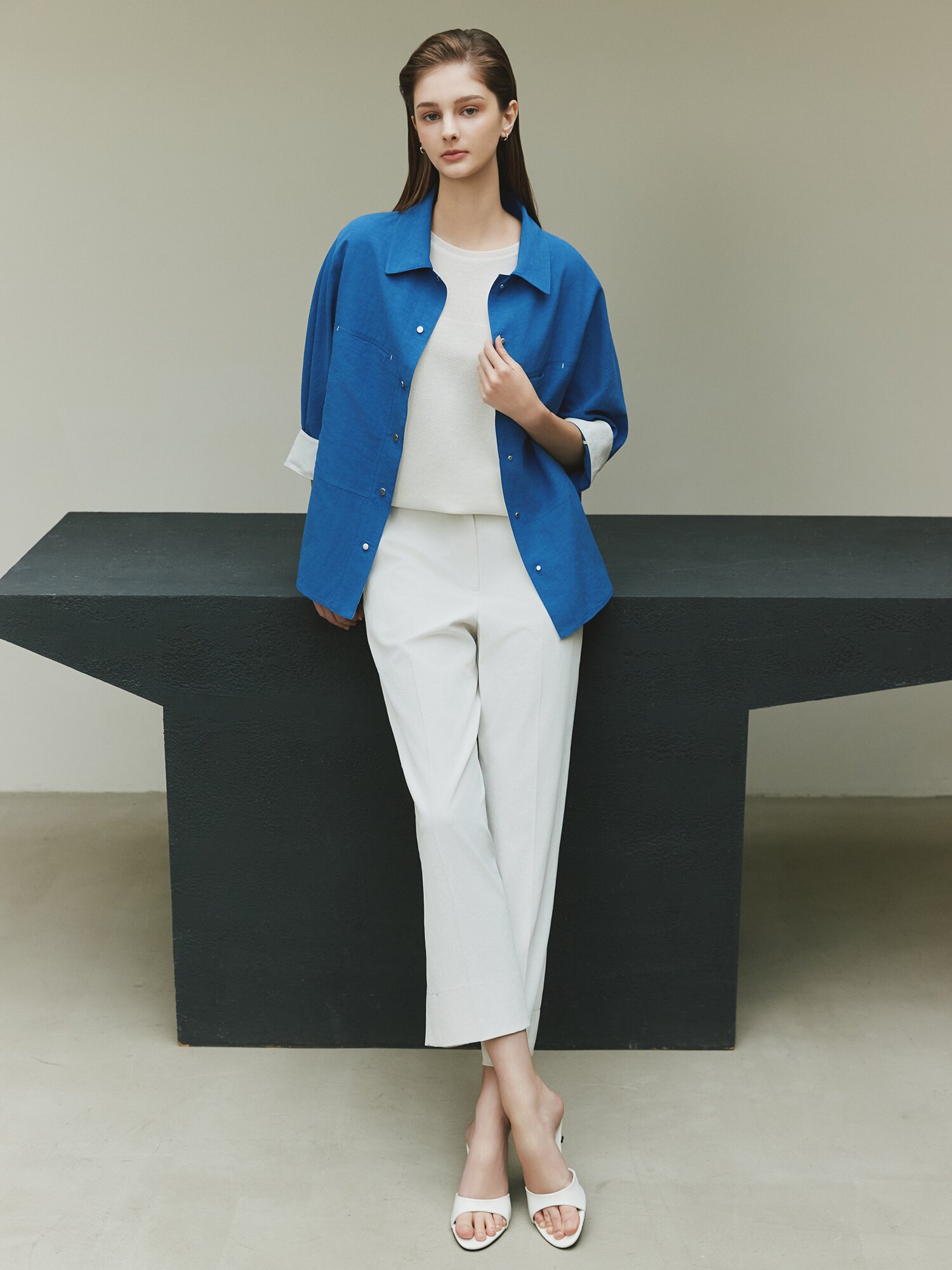 린넨 롤업 7부 셔츠 재킷 (BLUE)