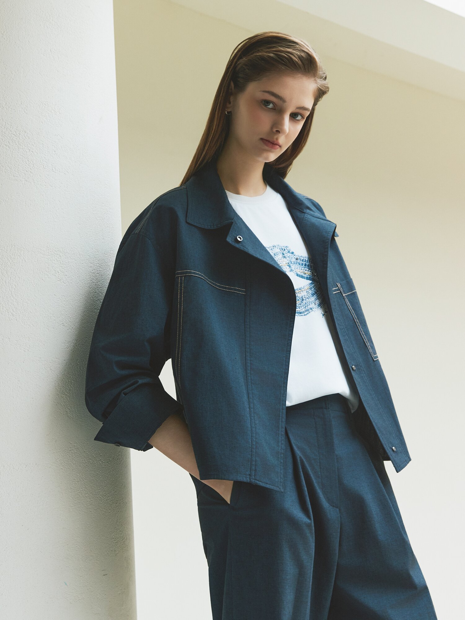 코튼 자수 프린트 비딩 티셔츠 (WHITE)