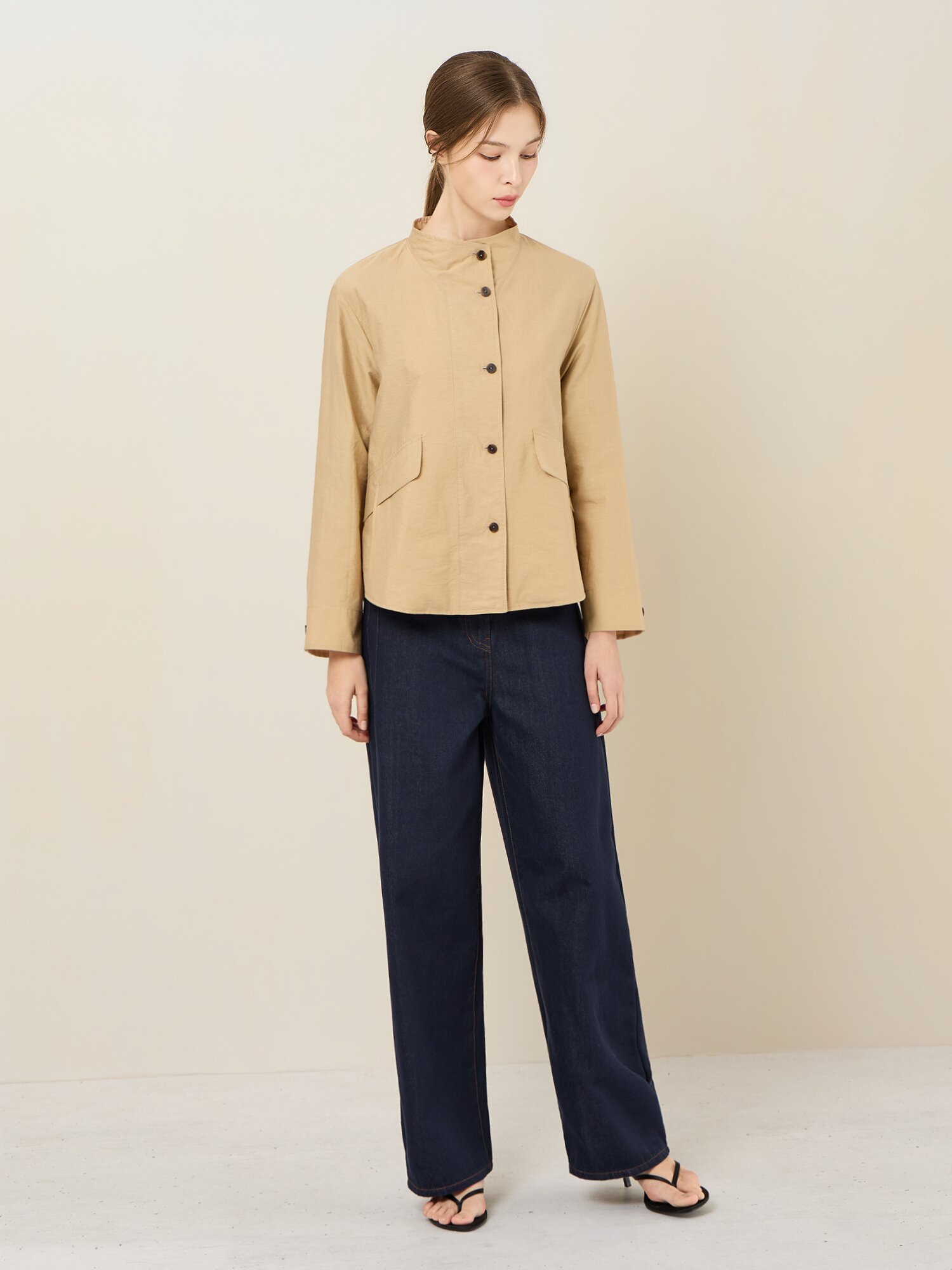 코튼 혼방 스탠드 칼라 점퍼 (CAMEL)