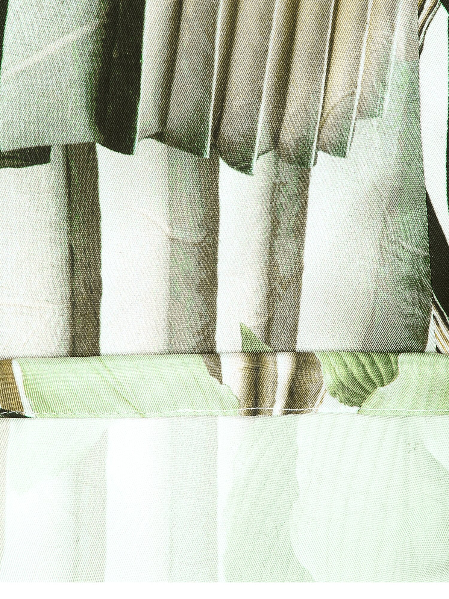 오버핏 새틴 스트링 블라우스 (PRINT GREEN)