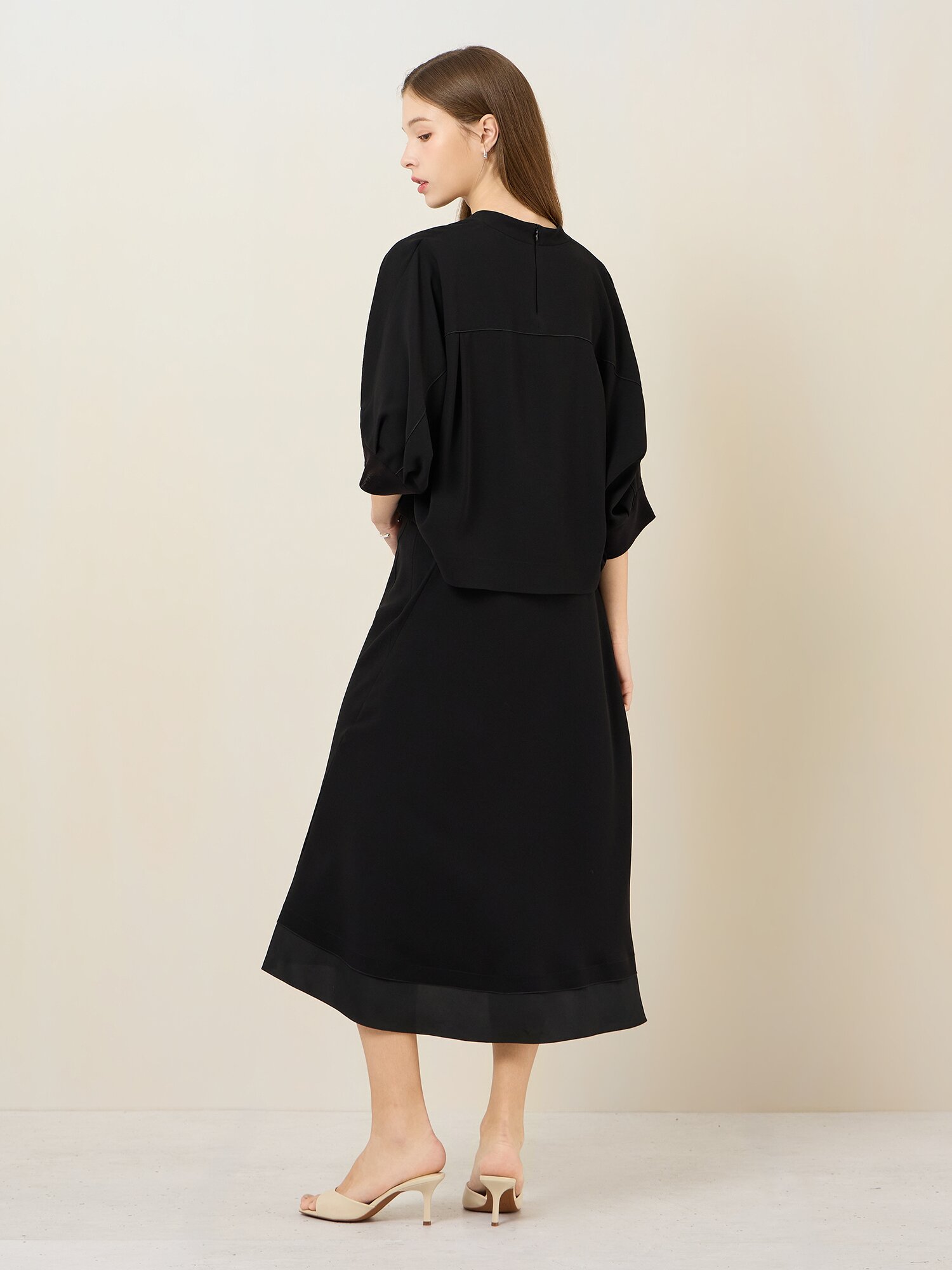 니트 볼레로 슬리브리스 블라우스 세트 (BLACK)