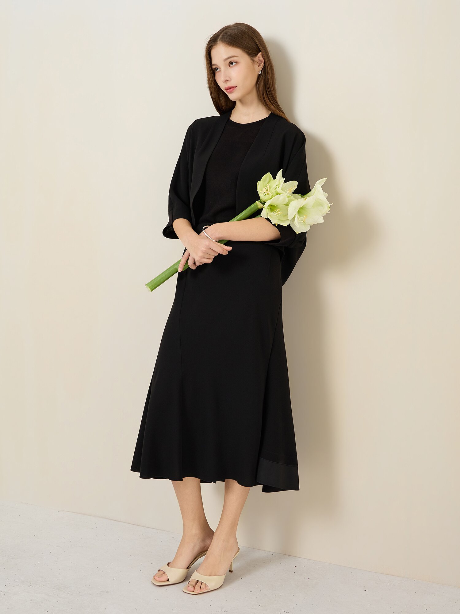 니트 볼레로 슬리브리스 블라우스 세트 (BLACK)