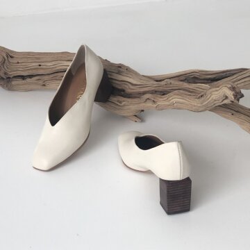 merci wood pumps ivory