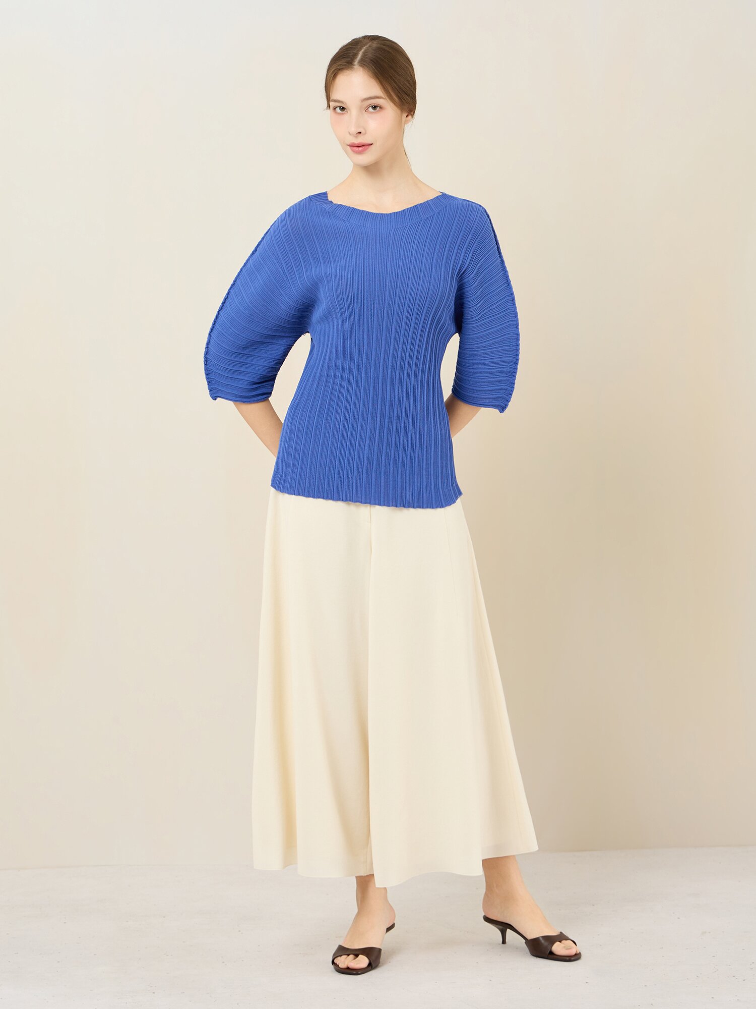 코튼 플리츠 반소매 풀오버 (BLUE)